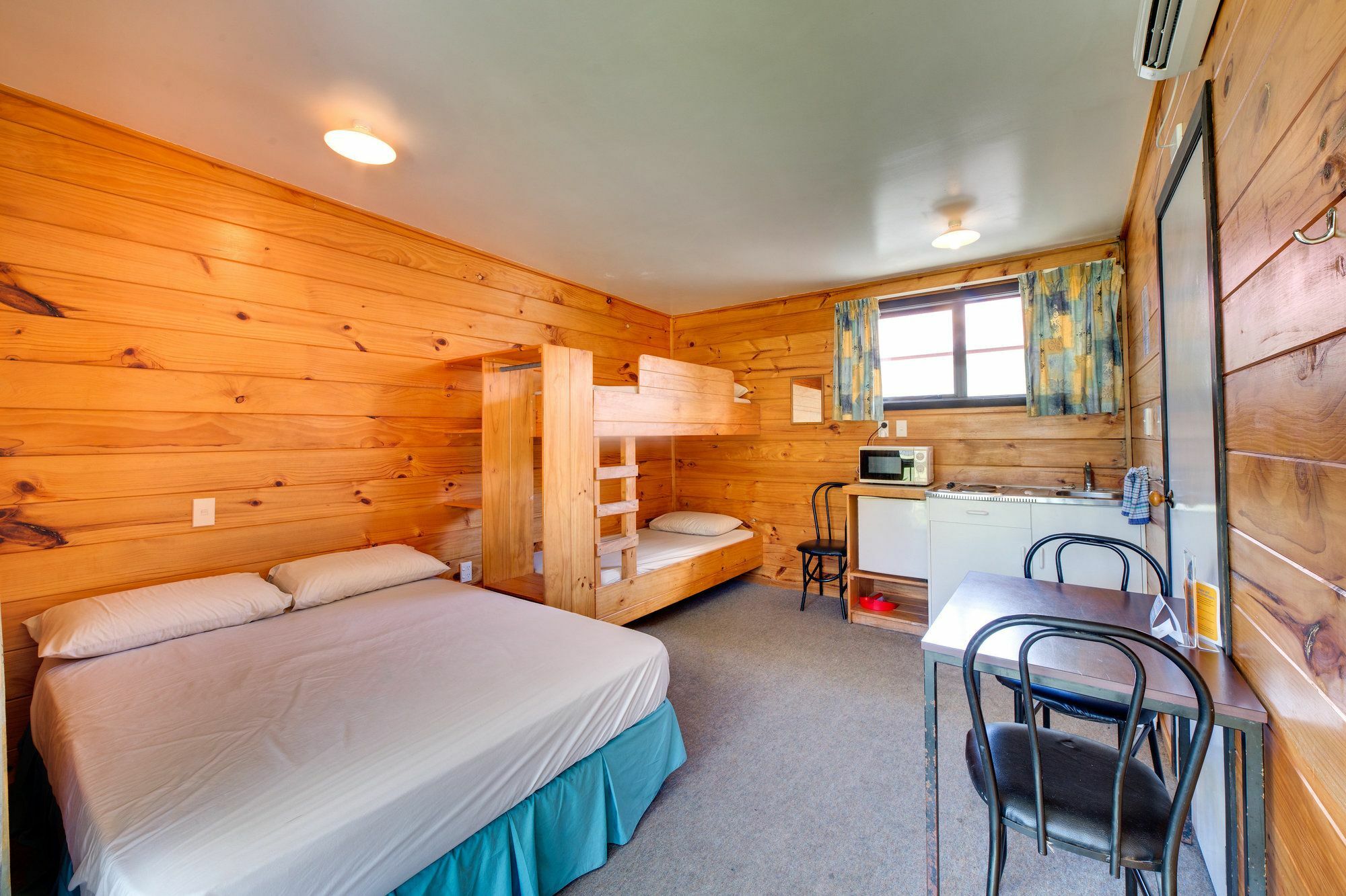 Wellington Top 10 Holiday Park Lower Hutt Eksteriør billede
